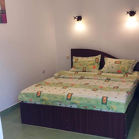 Vila Leonard Costinesti Exterior foto