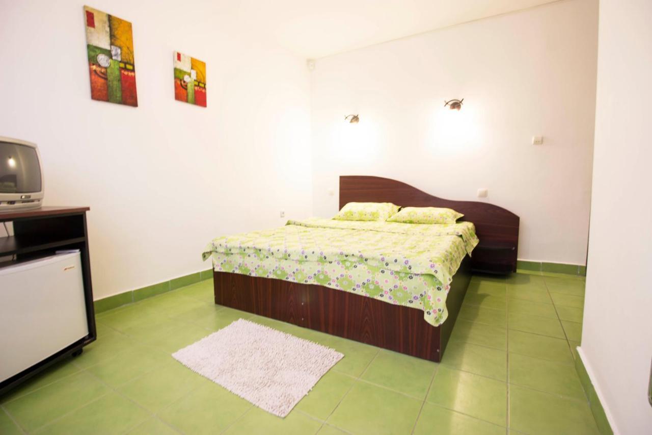 Vila Leonard Costinesti Exterior foto